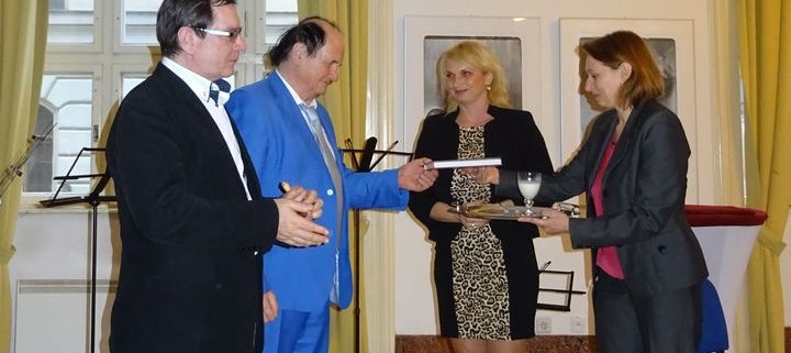 Prezentácia knihy Mudroňovci a Halašovci